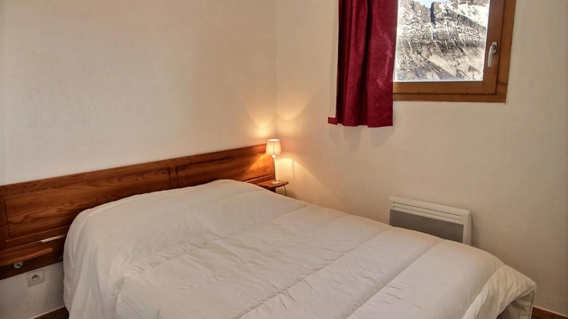 Cozy 6-Person Apartment With Balcony Le Devoluy